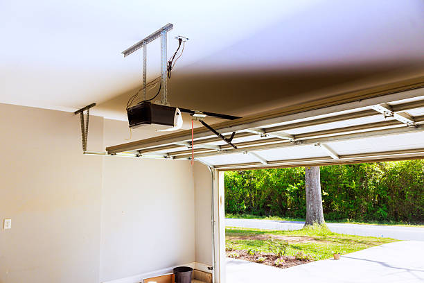 Top rated local Garage Door Panel Replacement specialists in Flat Rock, MI